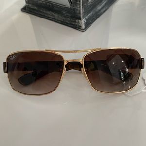 Rayban RB 3522 Sunglasses